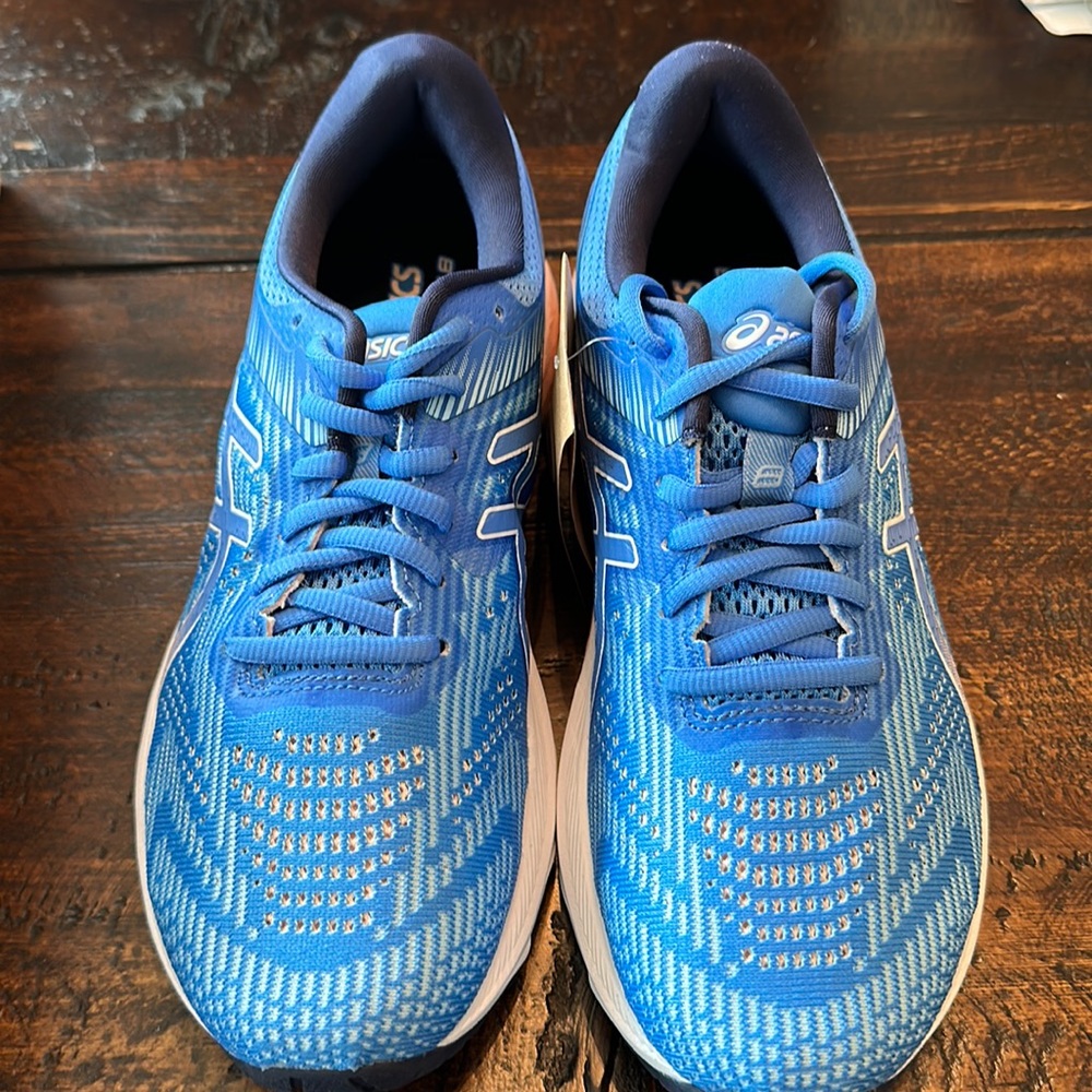 ASICS GT2000